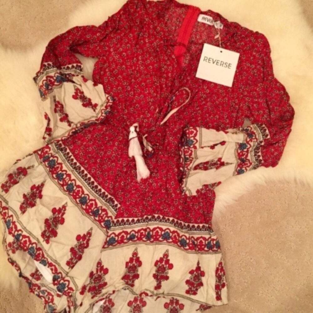 Reverse Long Sleeve Lace-Up Romper - Picture 4 of 6